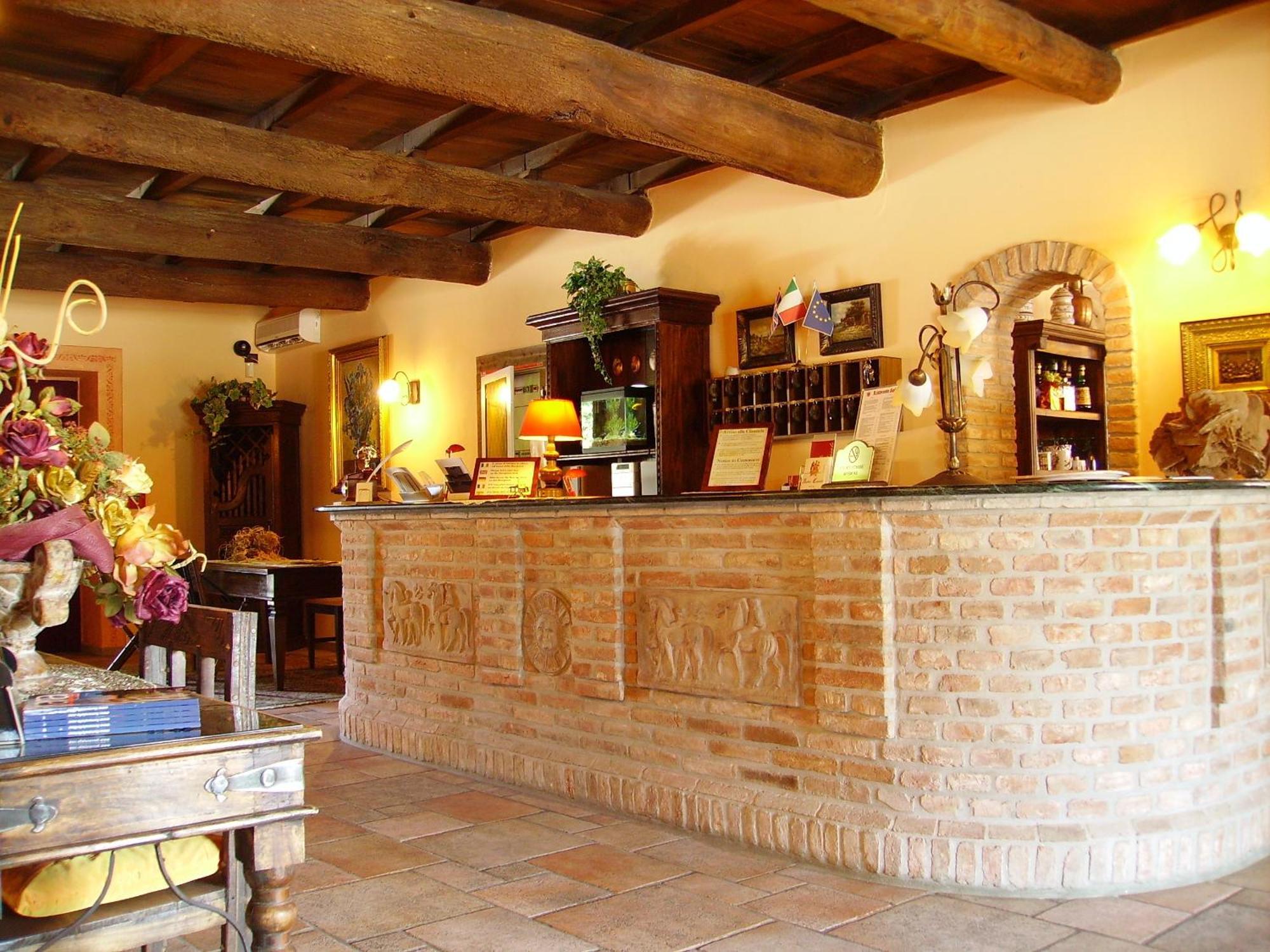 Hotel Antico Casale Vigarano Mainarda Екстер'єр фото