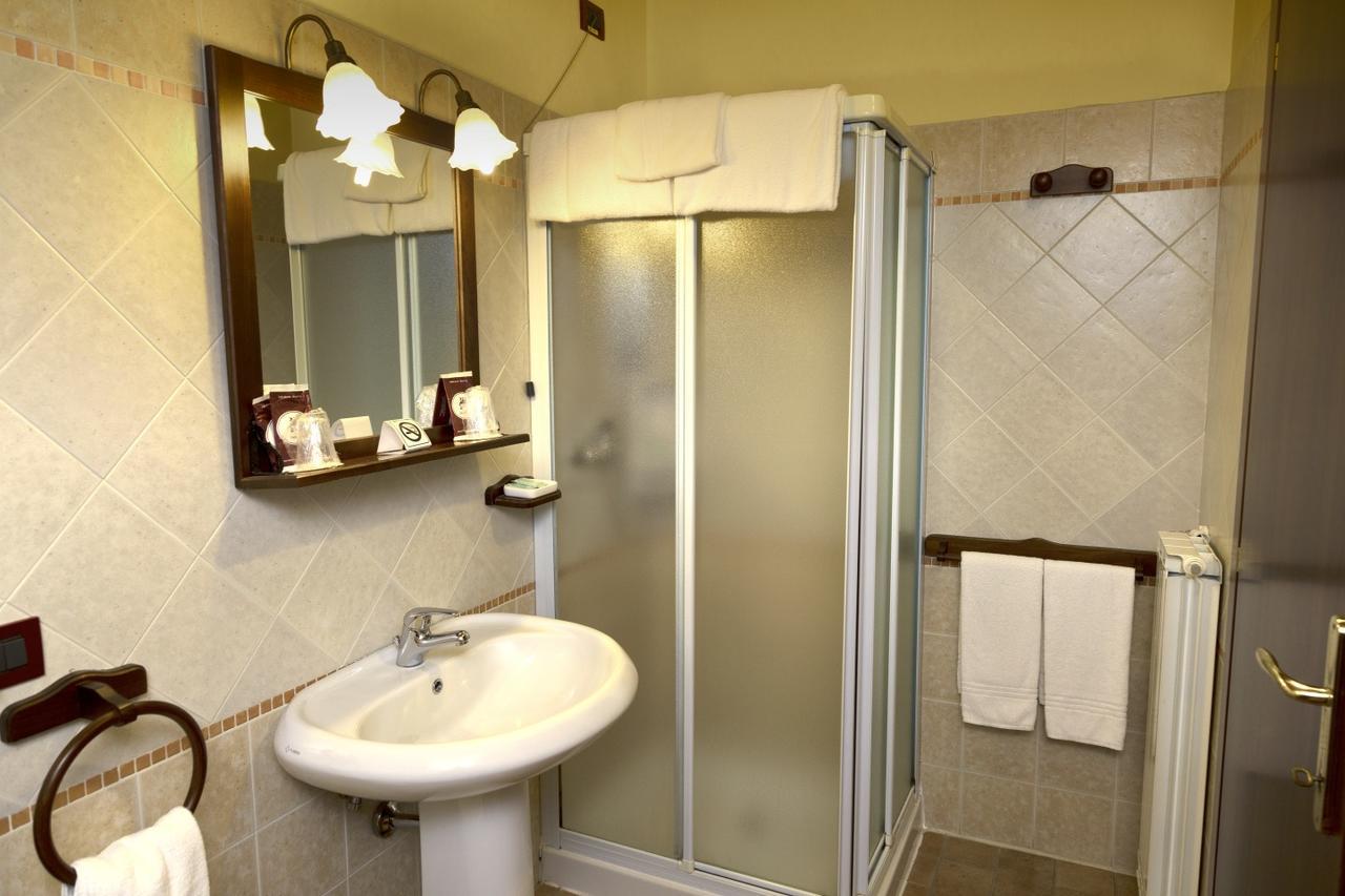 Hotel Antico Casale Vigarano Mainarda Екстер'єр фото