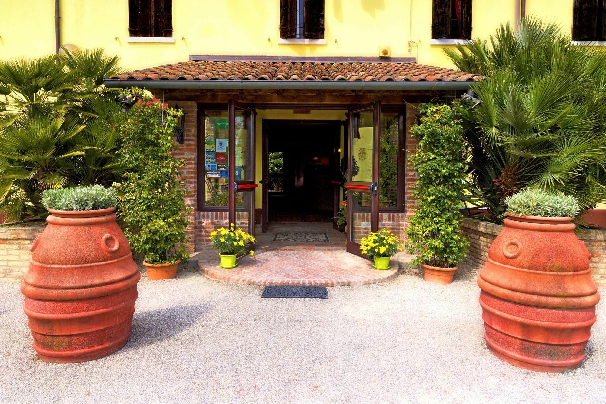 Hotel Antico Casale Vigarano Mainarda Екстер'єр фото